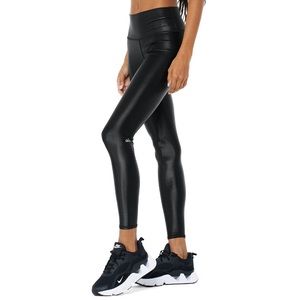 NWOT Alo Yoga High-Waist Shine Legging in Black Shine size Small